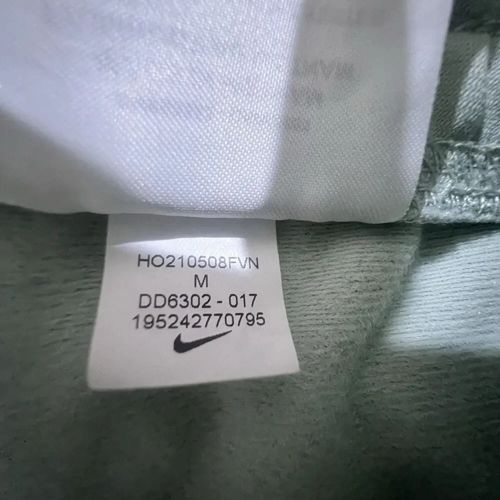 Nike Girls Mint Green Joggers Sweatpants  Medium Drawstring Athleisure